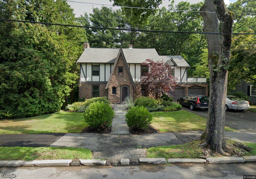 18 Cochituate Rd, Newton Highlands, MA 02461 - photo 1