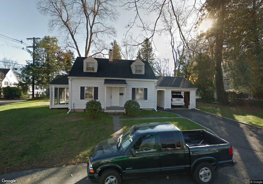 4 Olmstead Ct, New Canaan, CT 06840 - photo 1