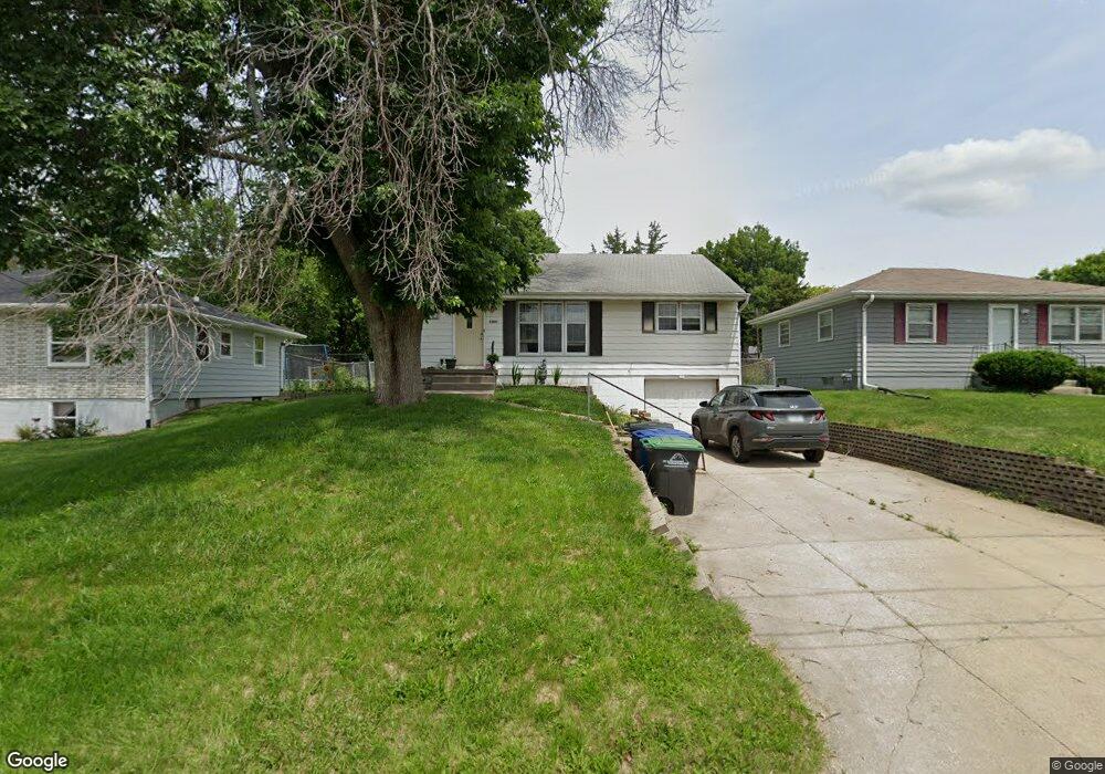 2600 E Sheridan Ave, Des Moines, IA 50317 - photo 1