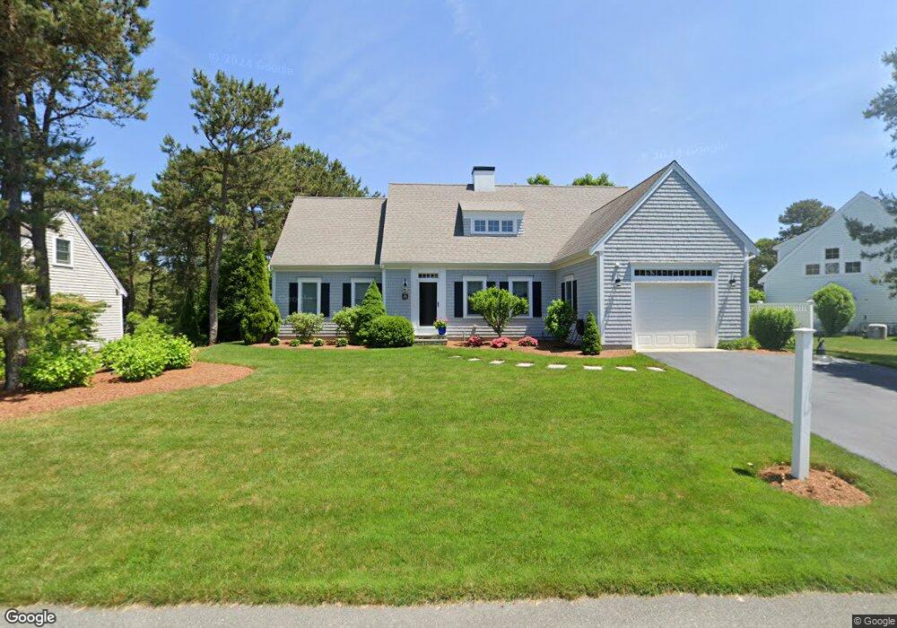 351 Pheasant Hill Cir, Cotuit, MA 2635 - photo 1