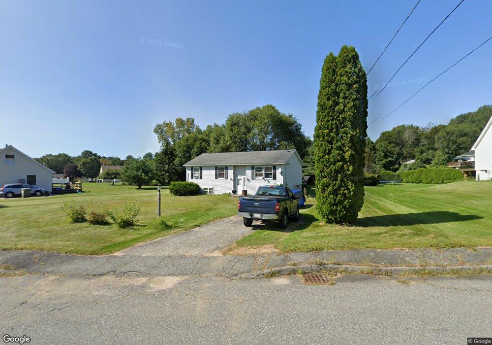 4 Meadowbrook Rd, Spencer, MA 01562 - photo 1