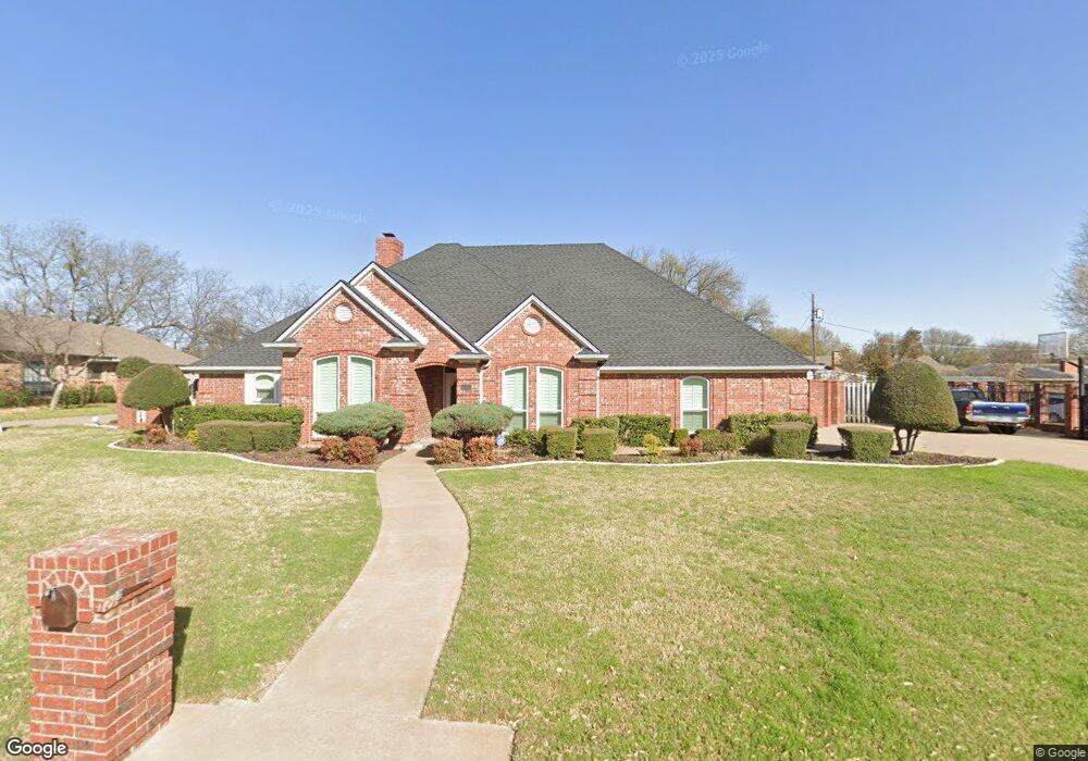 1702 Quail Hollow, Cleburne, TX 76033 - photo 1