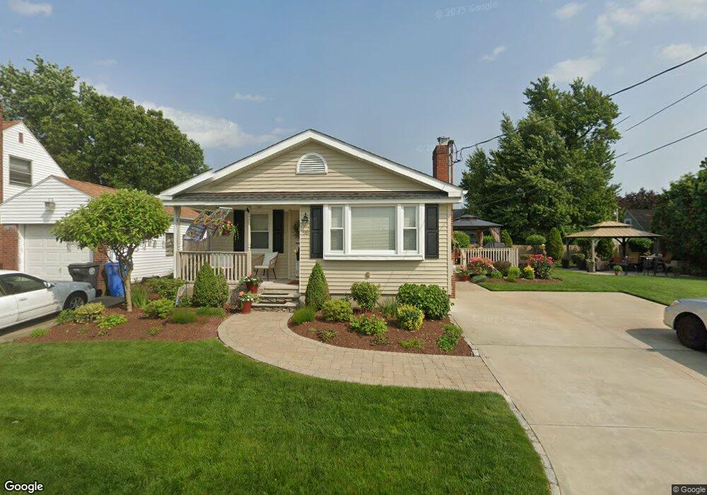 98 Appleton St, Cranston, RI 02910 - photo 1