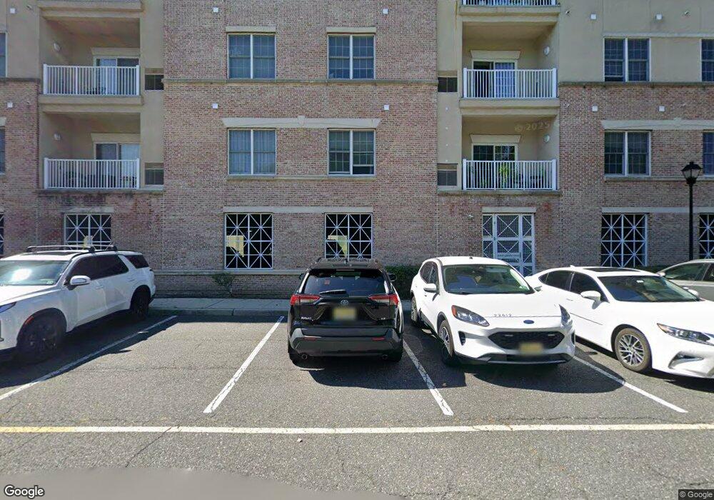 3406 Windsor Park Ct, Englewood, NJ 07631 - photo 1