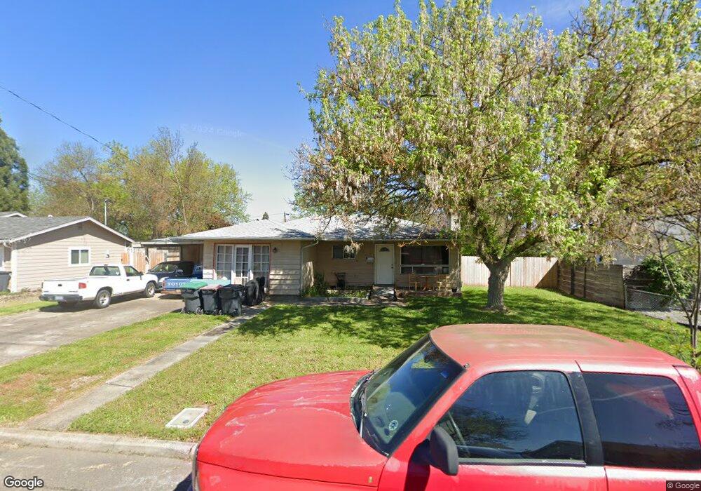 105 Kings Way, Central Point, OR 97502 - photo 1