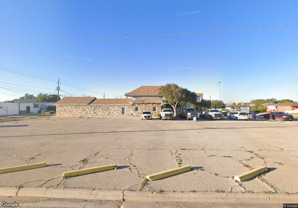 204 W 14th St, Big Spring, TX 79720 - photo 1