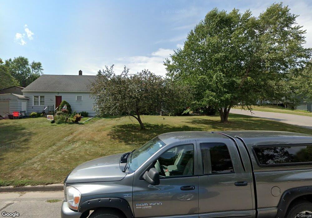 727 N Spring St, New Ulm, MN 56073 - photo 1