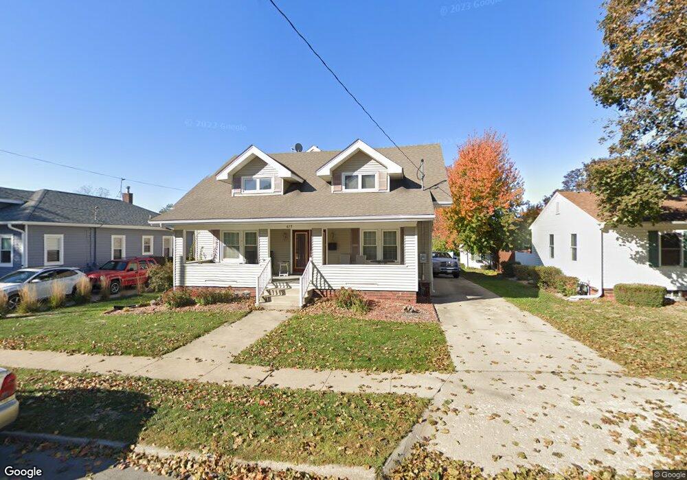 417 E 8th St S, Newton, IA 50208 - photo 1