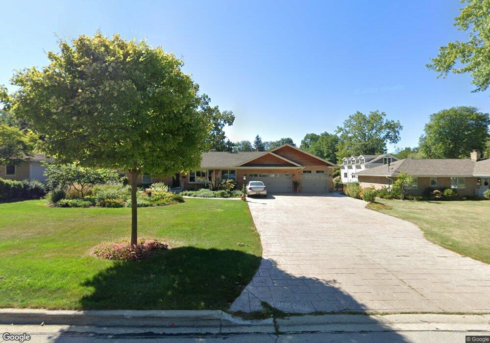 824 Pershing Ave, Wheaton, IL 60189 - photo 1