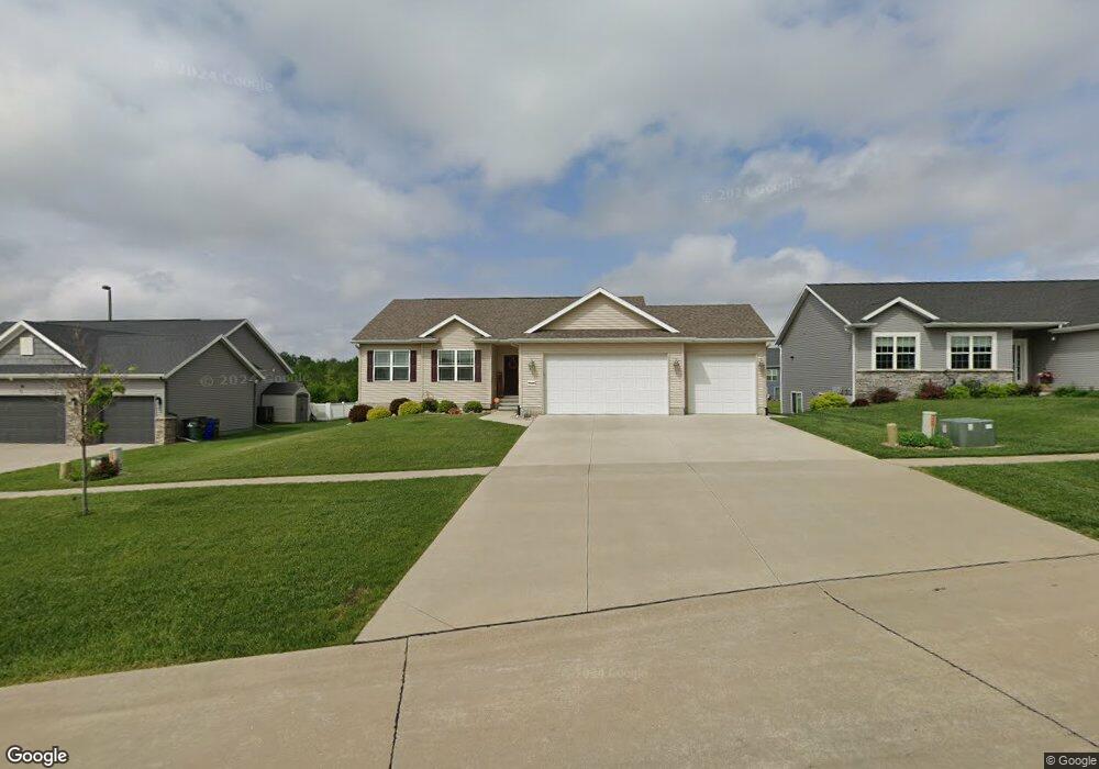 2408 Hallbrook St SW, Cedar Rapids, IA 52404 - photo 1