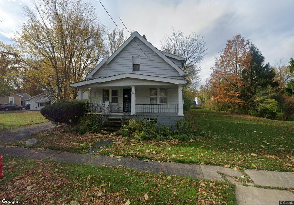 1800 E 298th St, Wickliffe, OH 44092 - photo 1