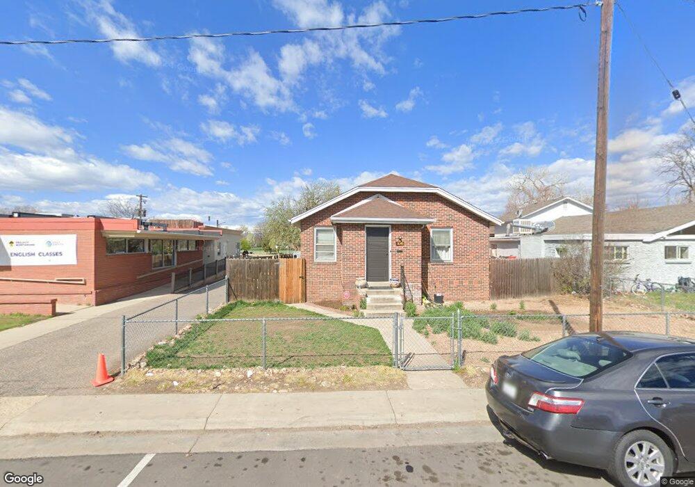 1645 Florence St, Aurora, CO 80010 - photo 1