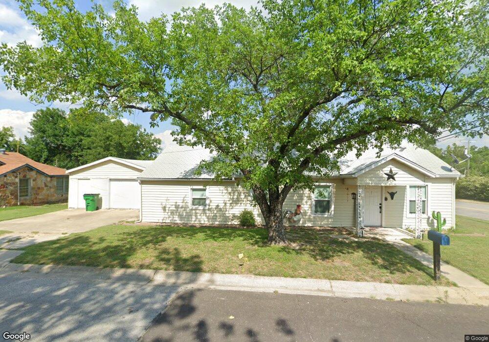 905 S Perrin St, Decatur, TX 76234 - photo 1