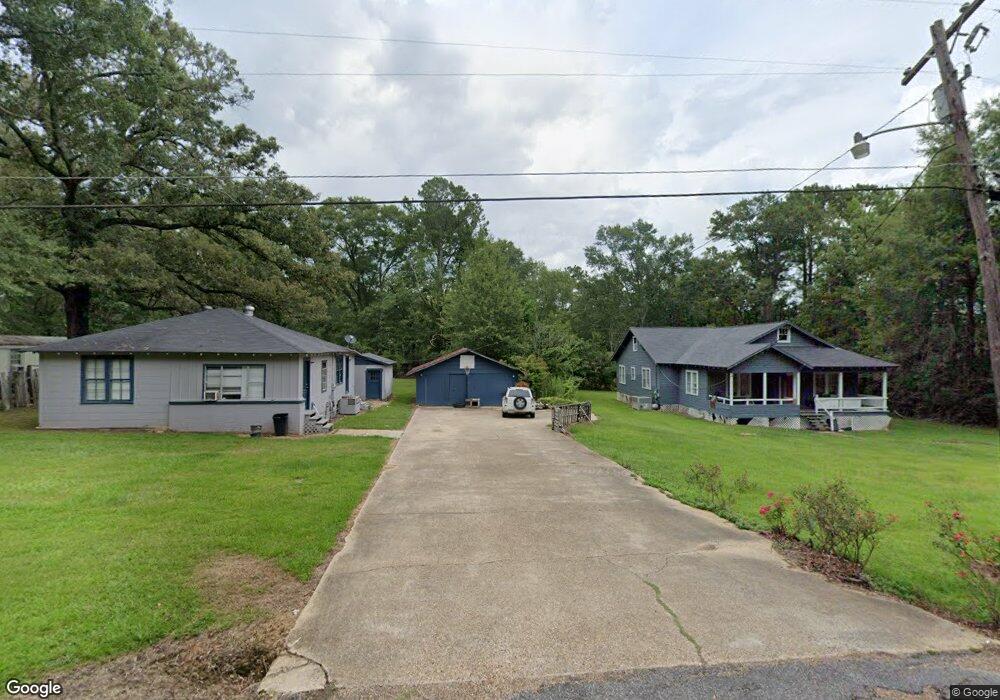 1021 Wallace Rd, McComb, MS 39648 - photo 1