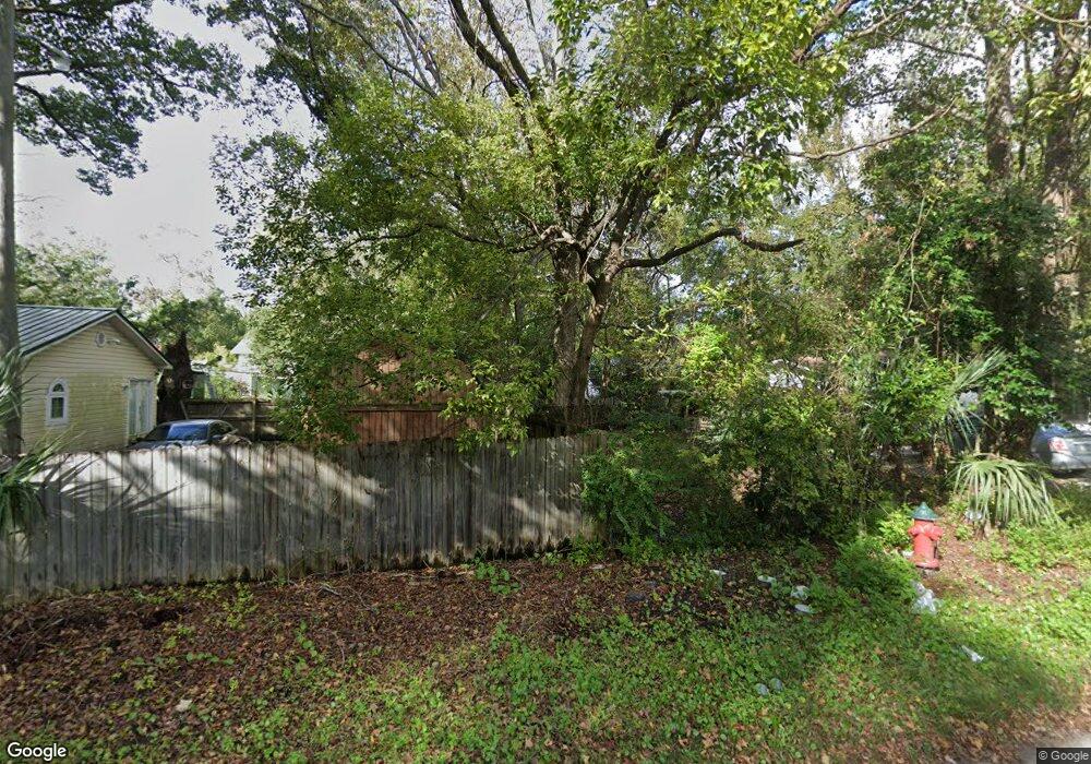 1709 5th St, Brunswick, GA 31520 - photo 1