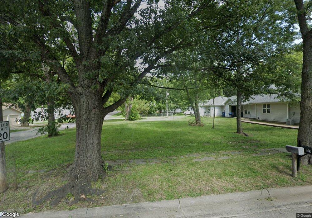 510 Maple St, Overbrook, KS 66524 - photo 1