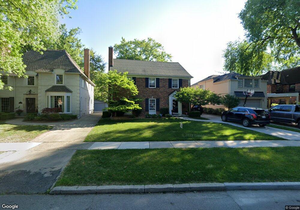 256 Lewiston Rd, Grosse Pointe Farms, MI 48236 - photo 1