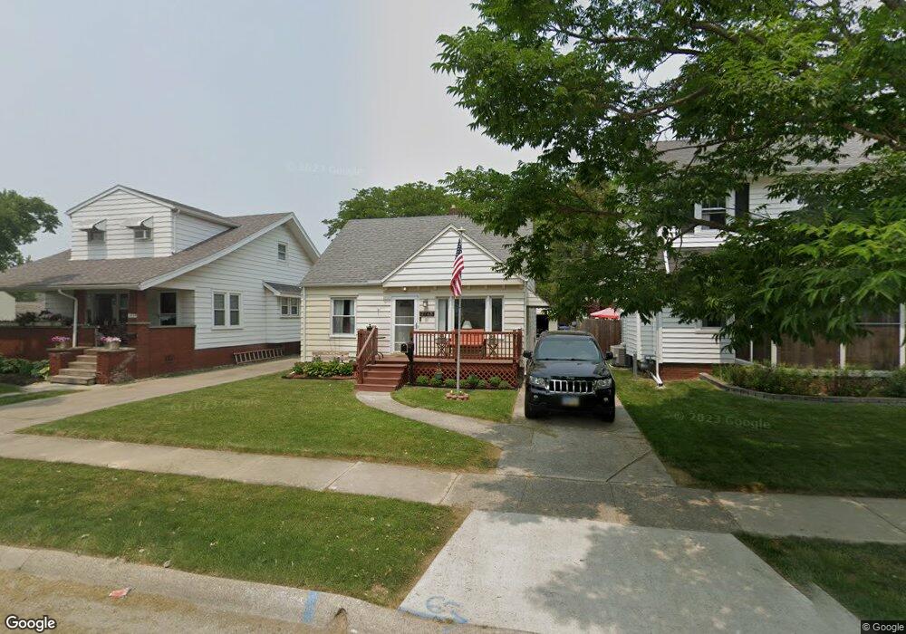 2563 106th St, Toledo, OH 43611 - photo 1