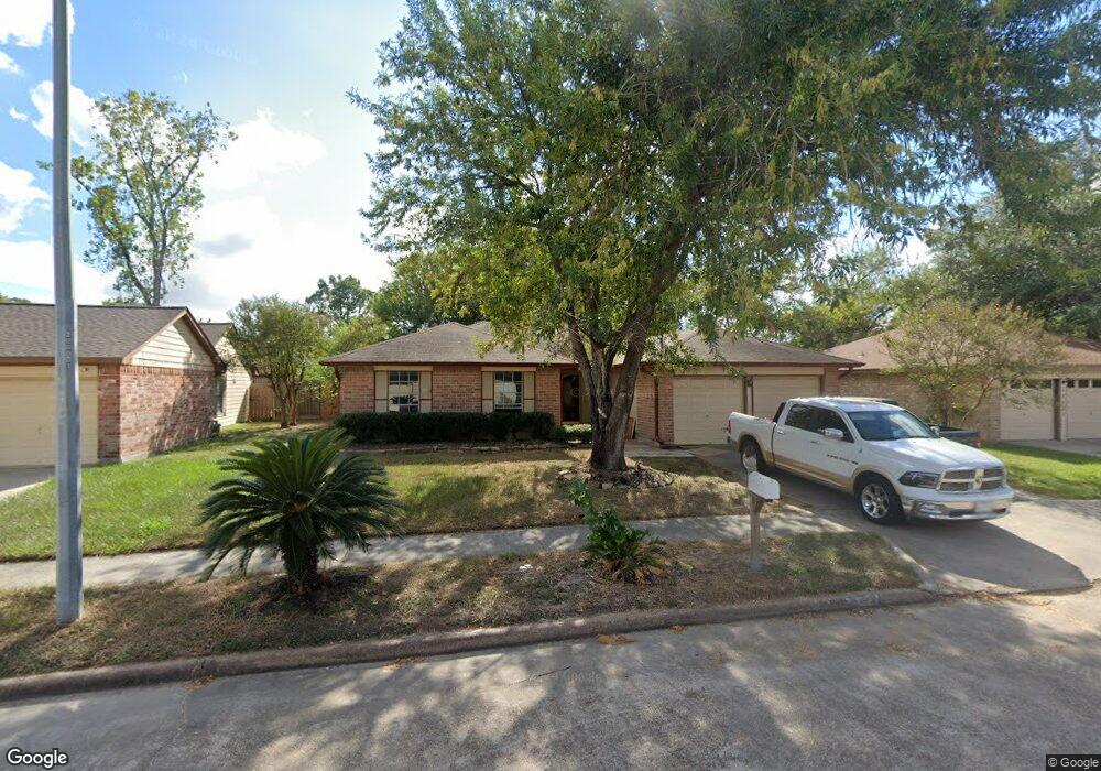 14127 Sandy Point Ln, Houston, TX 77066 - photo 1