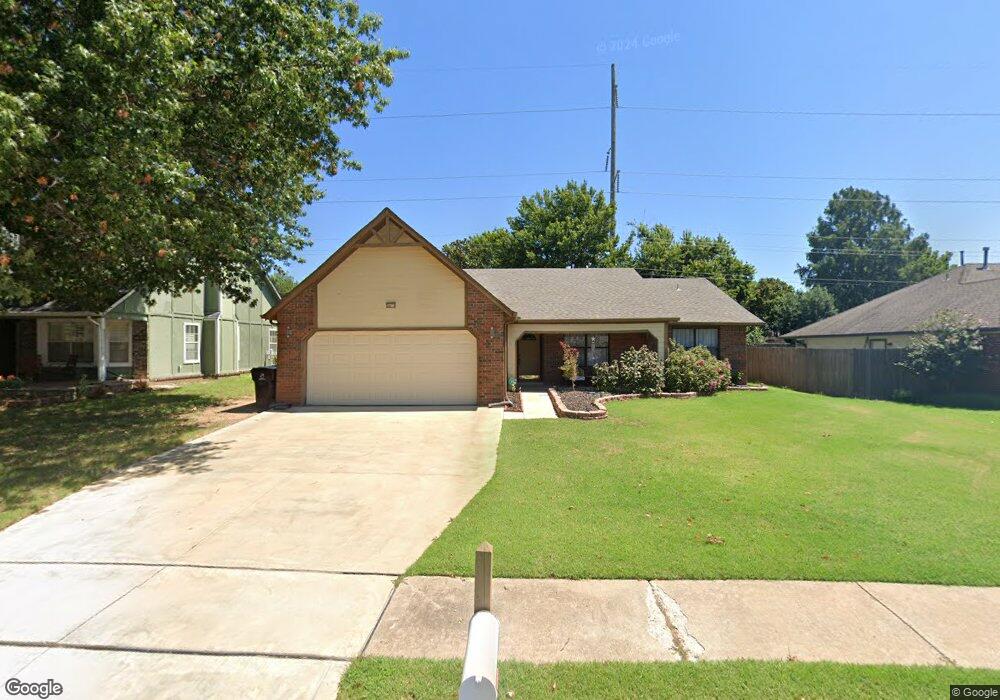 4013 S Narcissus Ave, Broken Arrow, OK 74011 - photo 1