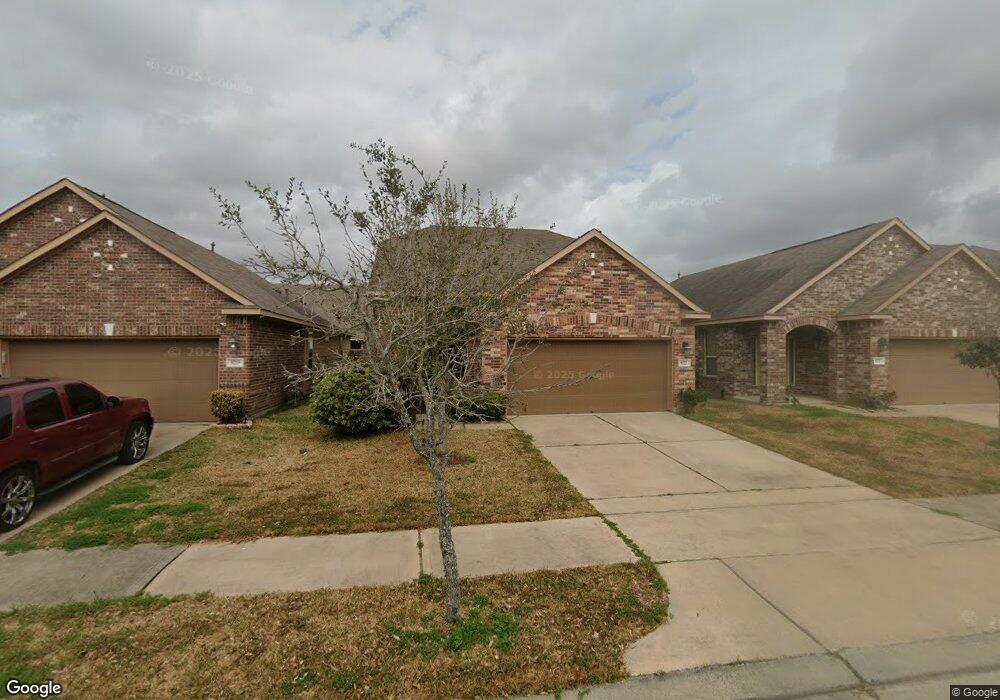 9223 Fuqua Breeze Dr, Houston, TX 77075 - photo 1