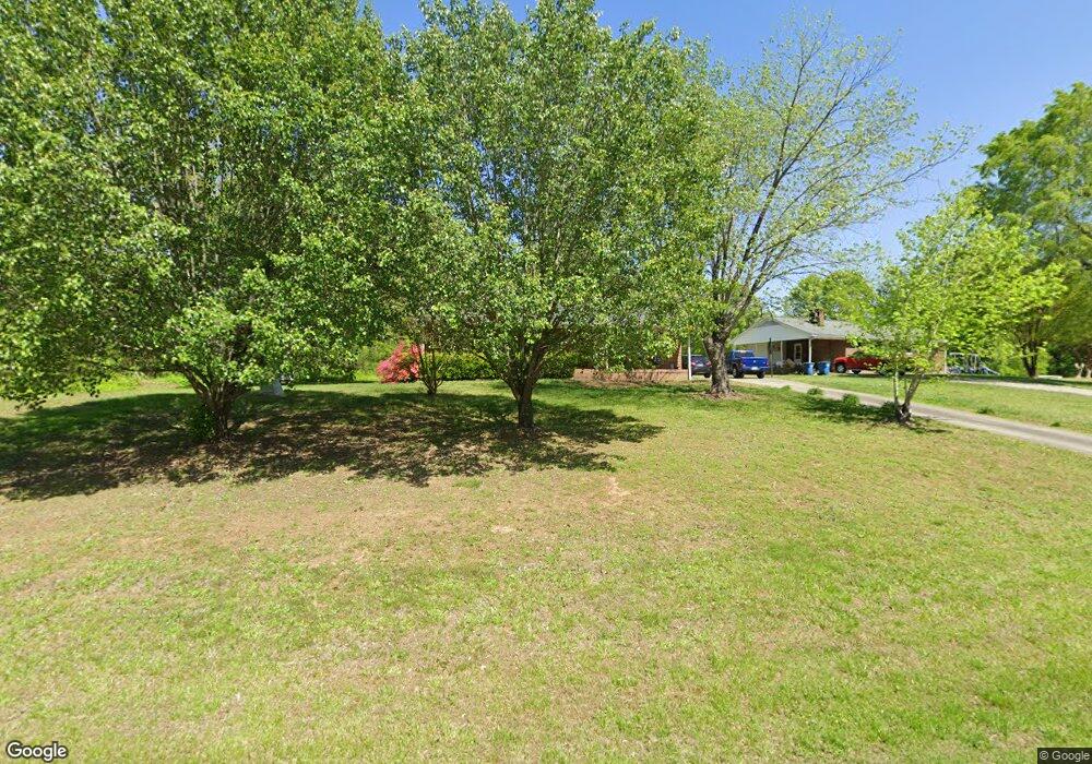 2106 Leona Dr, Greensboro, NC 27406 - photo 1