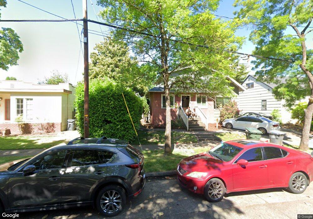 1378 Ferry St, Eugene, OR 97401 - photo 1