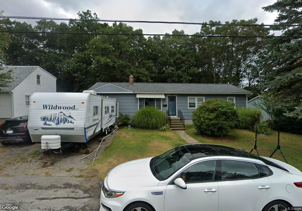 14 Boucher St, West Warwick, RI 02893 - photo 1