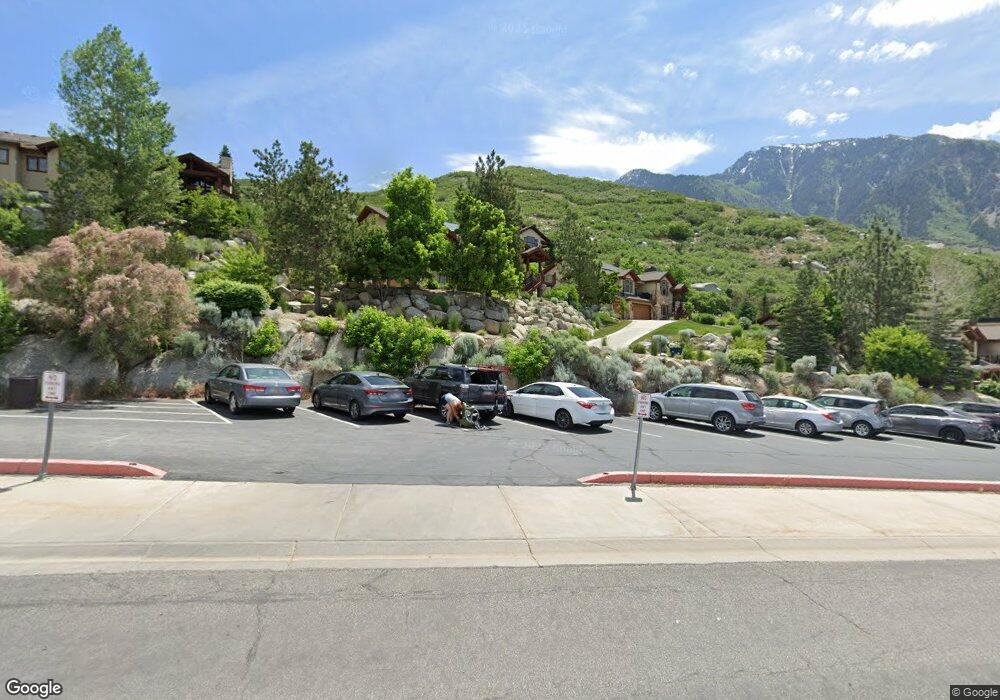 10233 Grayboulder Ct, Sandy, UT 84092 - photo 1