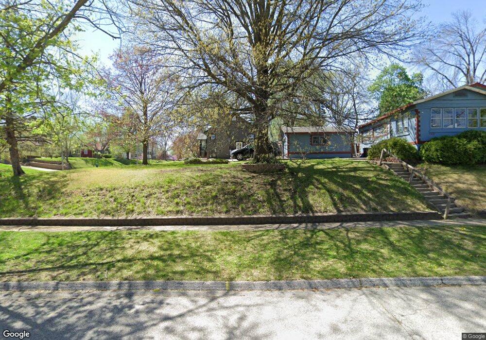 5611 University Ave, Des Moines, IA 50311 - photo 1