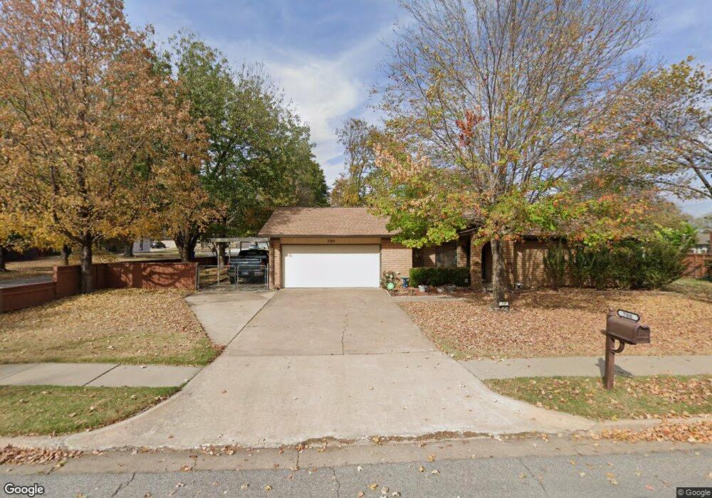 700 W Waco St, Broken Arrow, OK 74011 - photo 1
