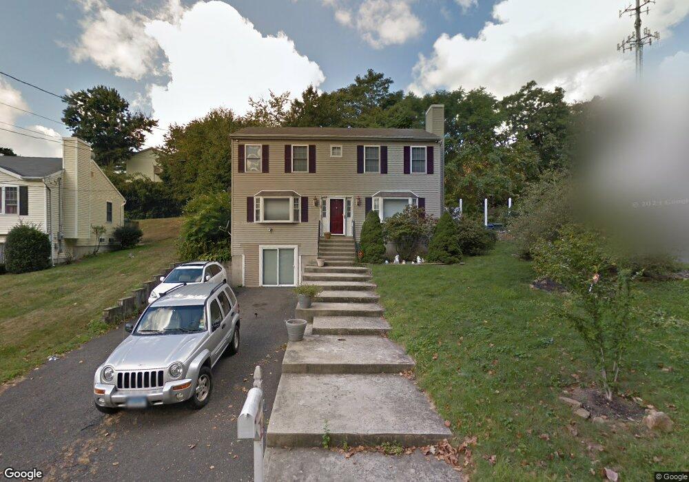 161 Kaechele Place, Bridgeport, CT 06606 - photo 1