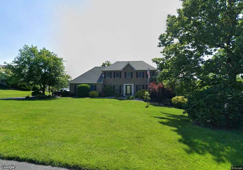 4692 York Dr, Orefield, PA 18069 - photo 1