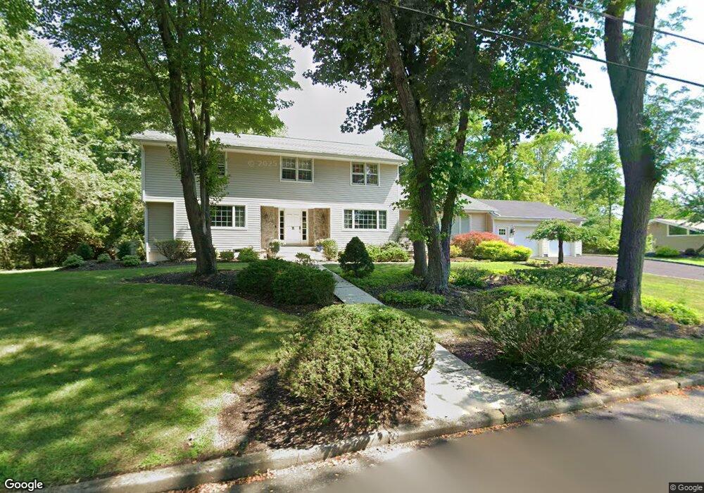 18 Wright St S, Woodcliff Lake, NJ 07677 - photo 1