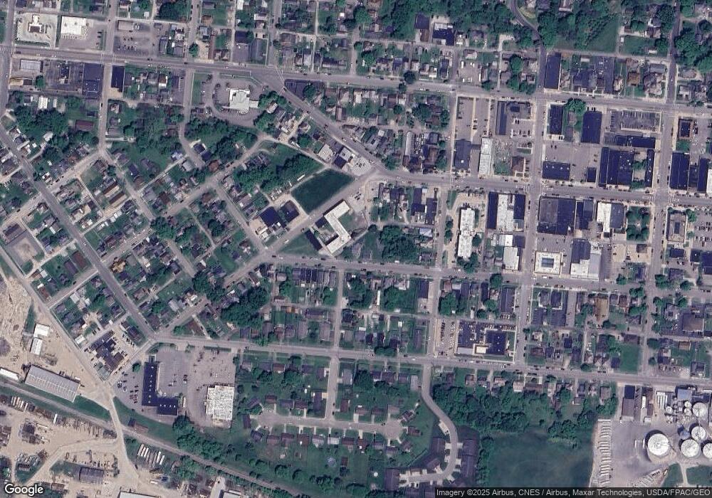 294 W 2nd St, Logan, OH 43138 - photo 1