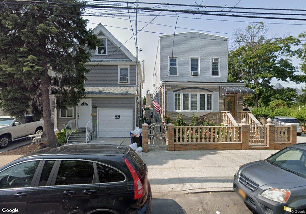 10334 104th St, Jamaica, NY 11417 - photo 1