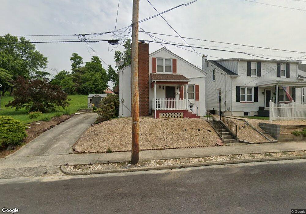 415 W Queen St, Chambersburg, PA 17201 - photo 1