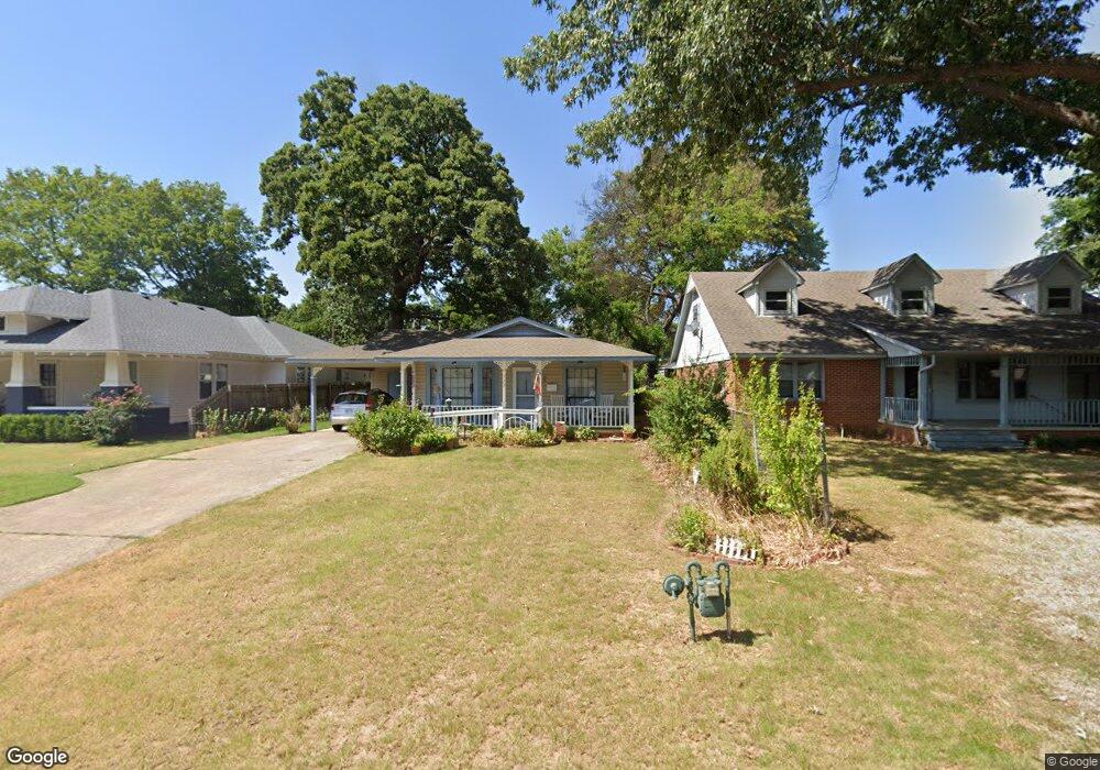 712 E 6th St, Claremore, OK 74017 - photo 1