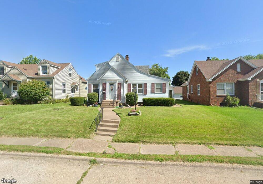 2308 Grove St, Davenport, IA 52804 - photo 1