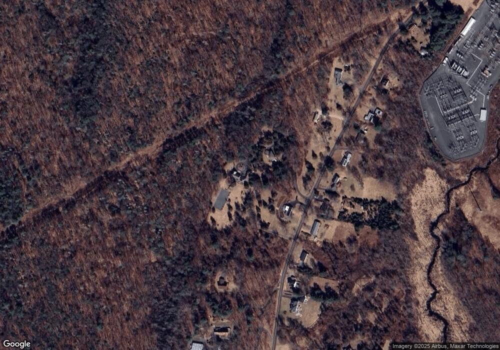 33 Hoskins Rd, Bloomfield, CT 06002 - photo 1