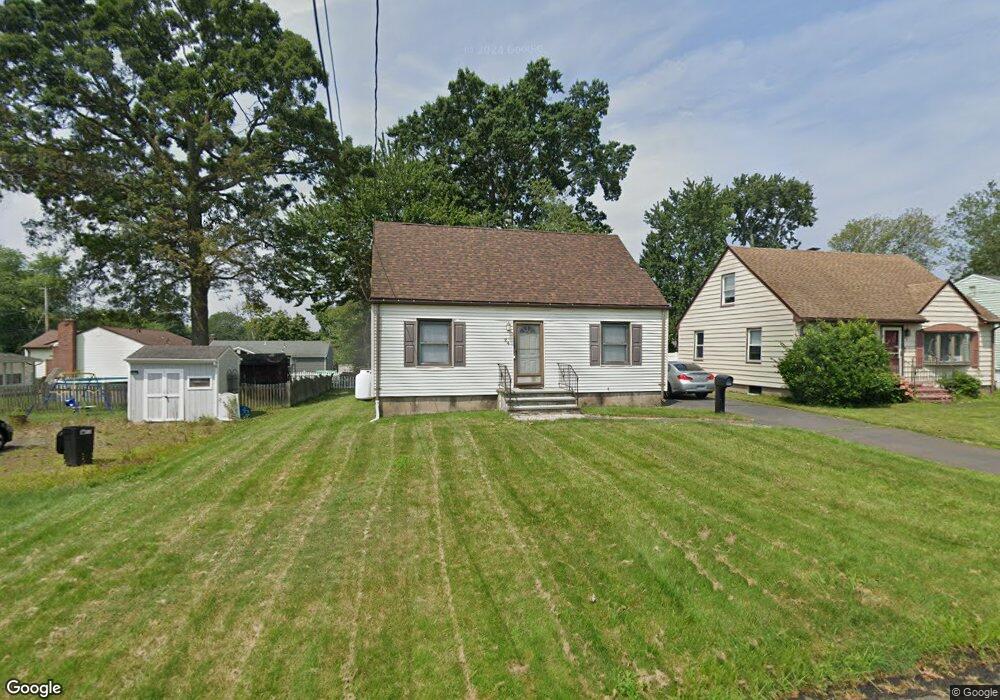 24 Mohawk Dr, West Haven, CT 06516 - photo 1