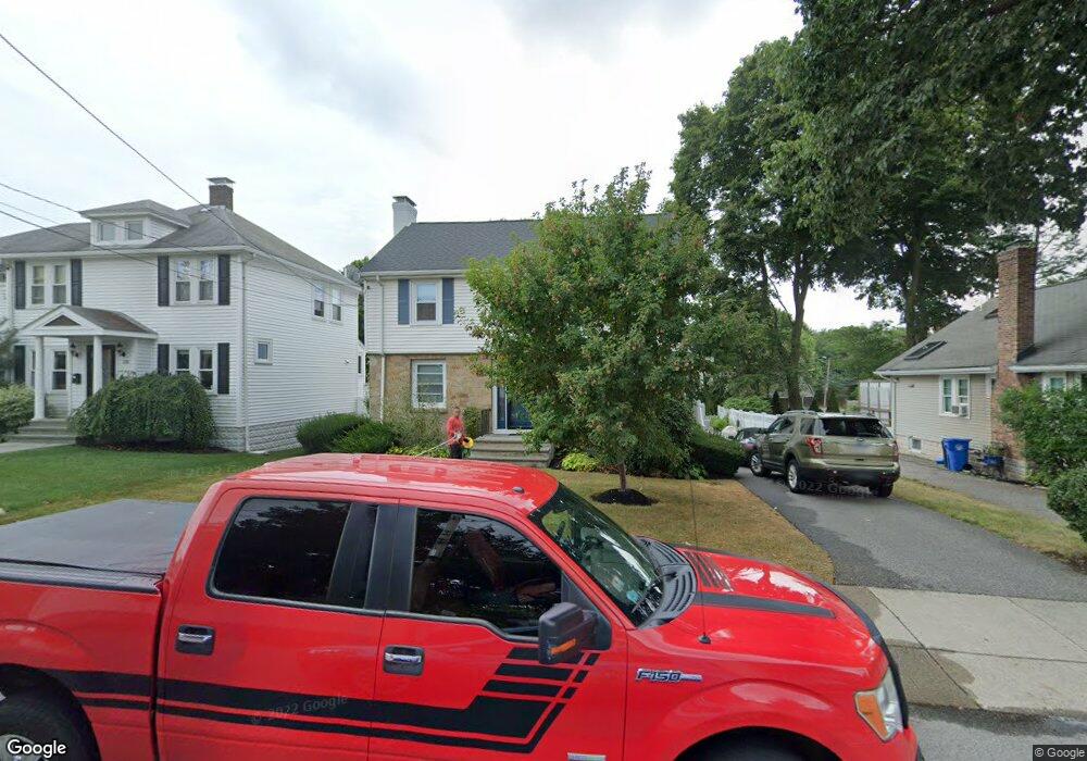 120 Chaffee Ave, Waltham, MA 02453 - photo 1