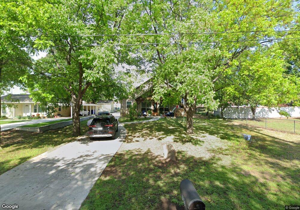 710 Polly Ave, Azle, TX 76020 - photo 1