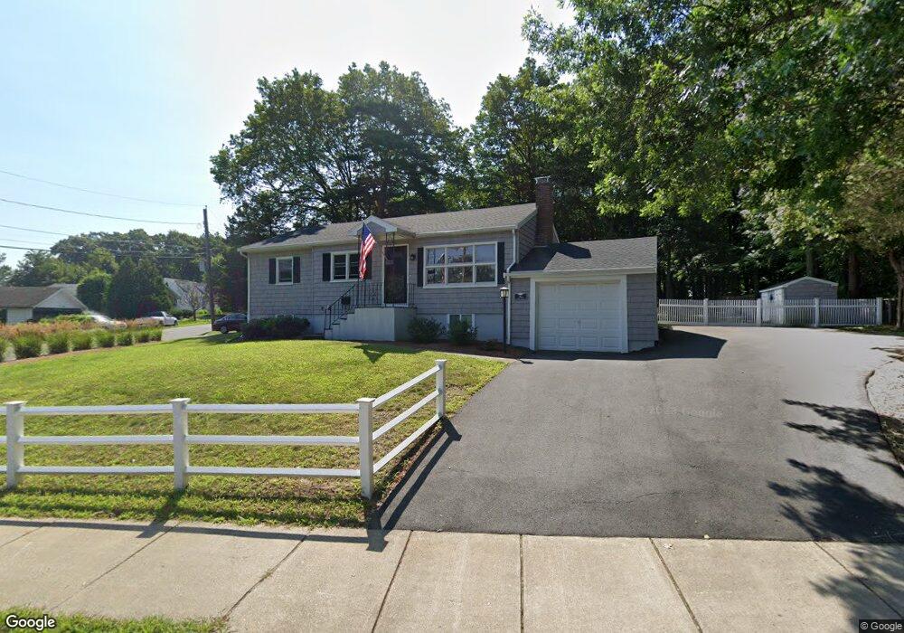 143 Elm St, Stoneham, MA 02180 - photo 1