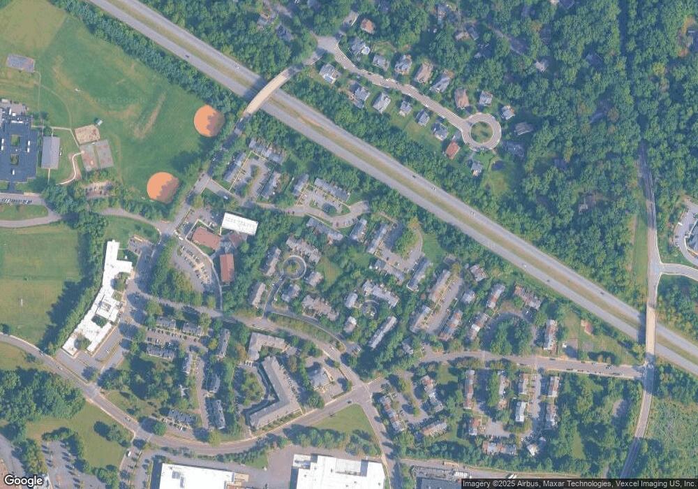 120 Oak Tree Ln, Warrenton, VA 20186 - photo 1