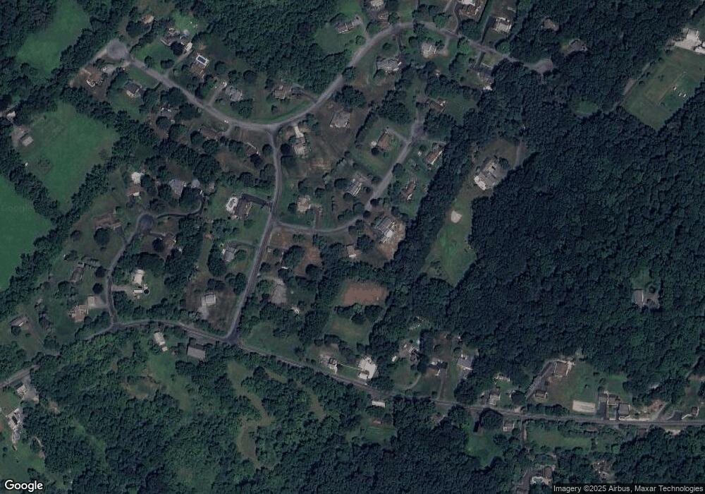 4960 Gwen Cir, Zionsville, PA 18092 - photo 1