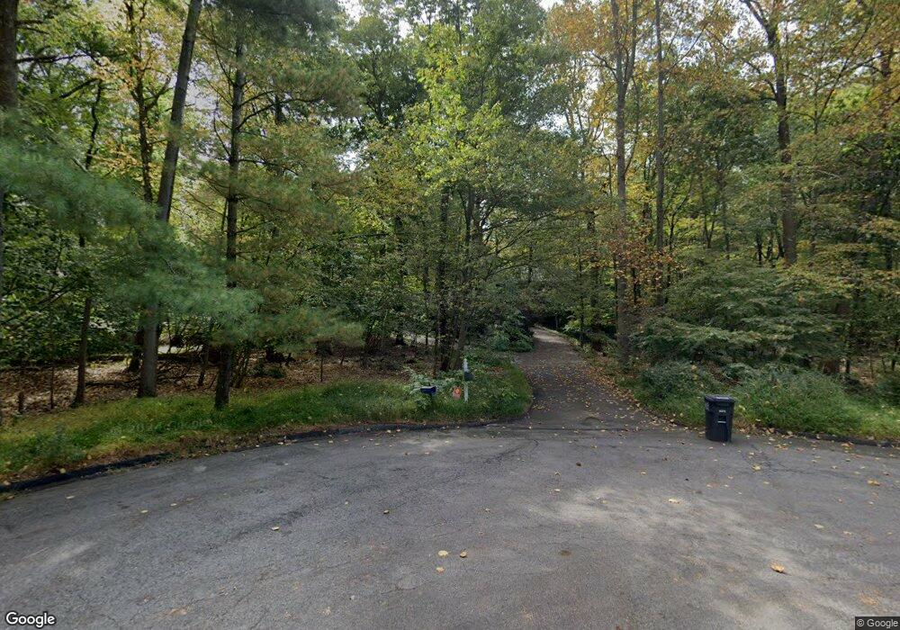 136 Bentwood Dr, Stamford, CT 06903 - photo 1