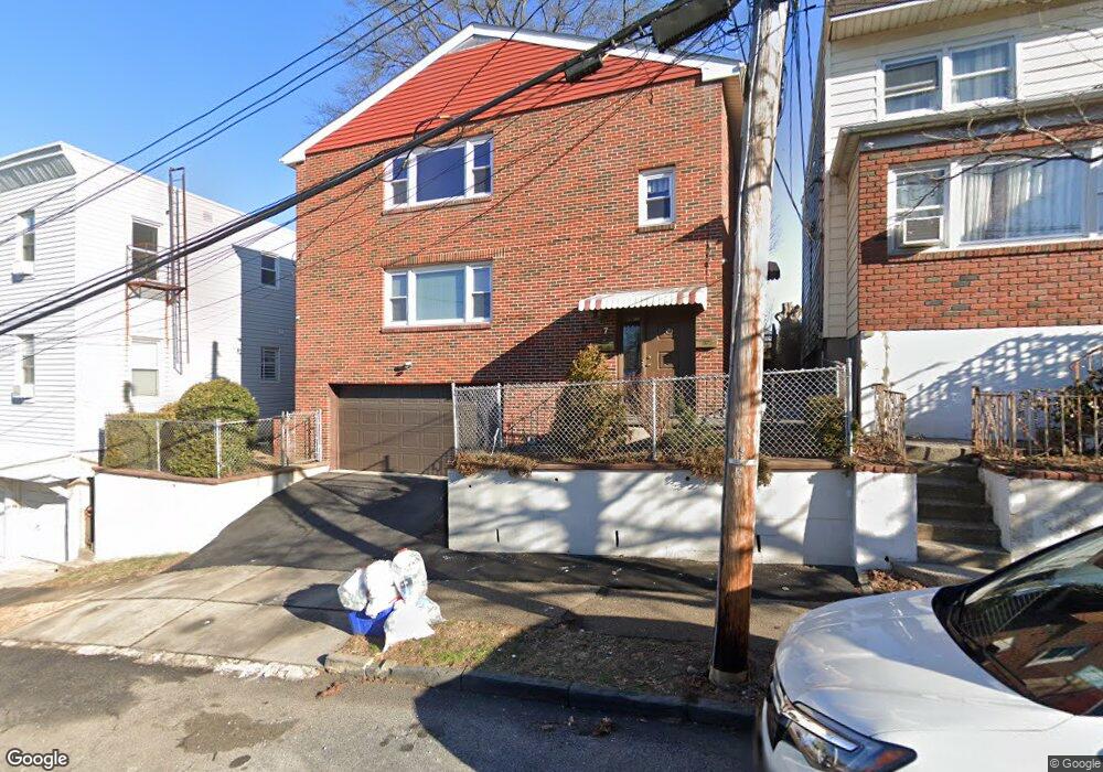 7 Arbor St unit 1, Yonkers, NY 10701 - photo 1