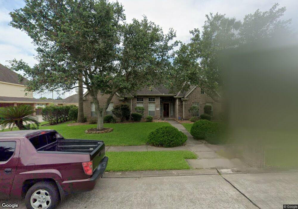 2873 Everett Dr, Friendswood, TX 77546 - photo 1