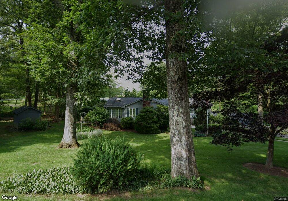 20 W Woodland Dr, Redding, CT 06896 - photo 1